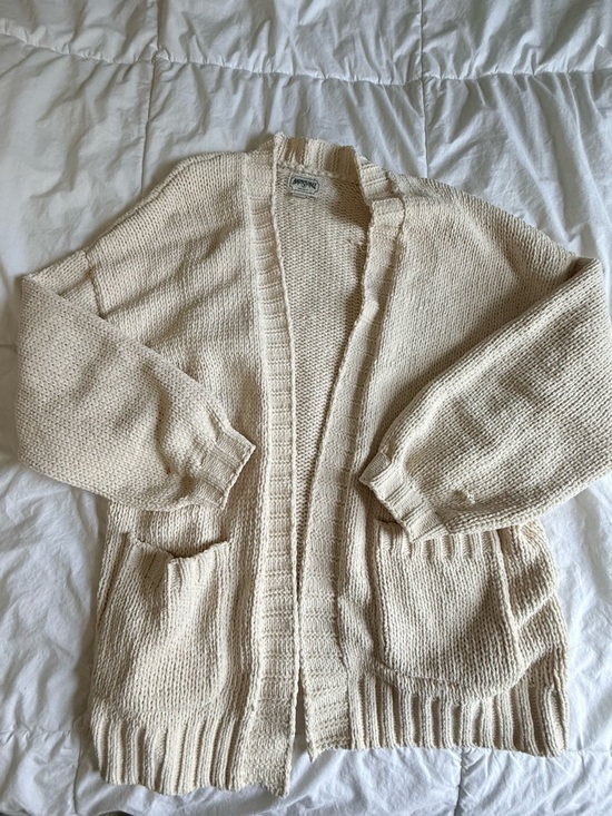 American Eagle Outfitters Sweaters - American Eagle Outfitters Cream Open Cardigan with Patch Pockets